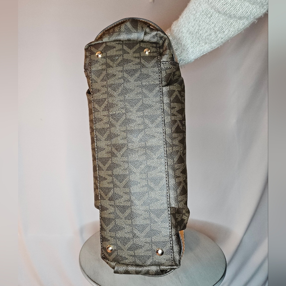 Michael Kors Brown and Tan Satchel - Picture 4 of 14